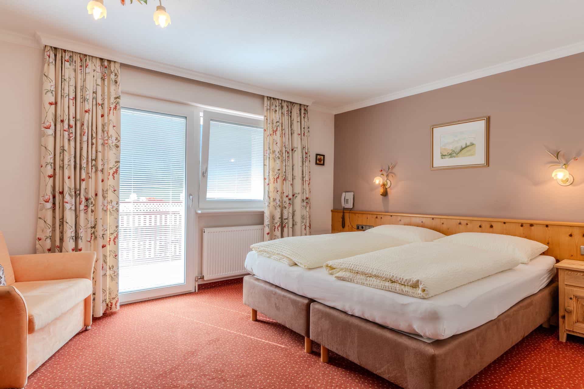Pension-Hasenfluh-Zimmer-070